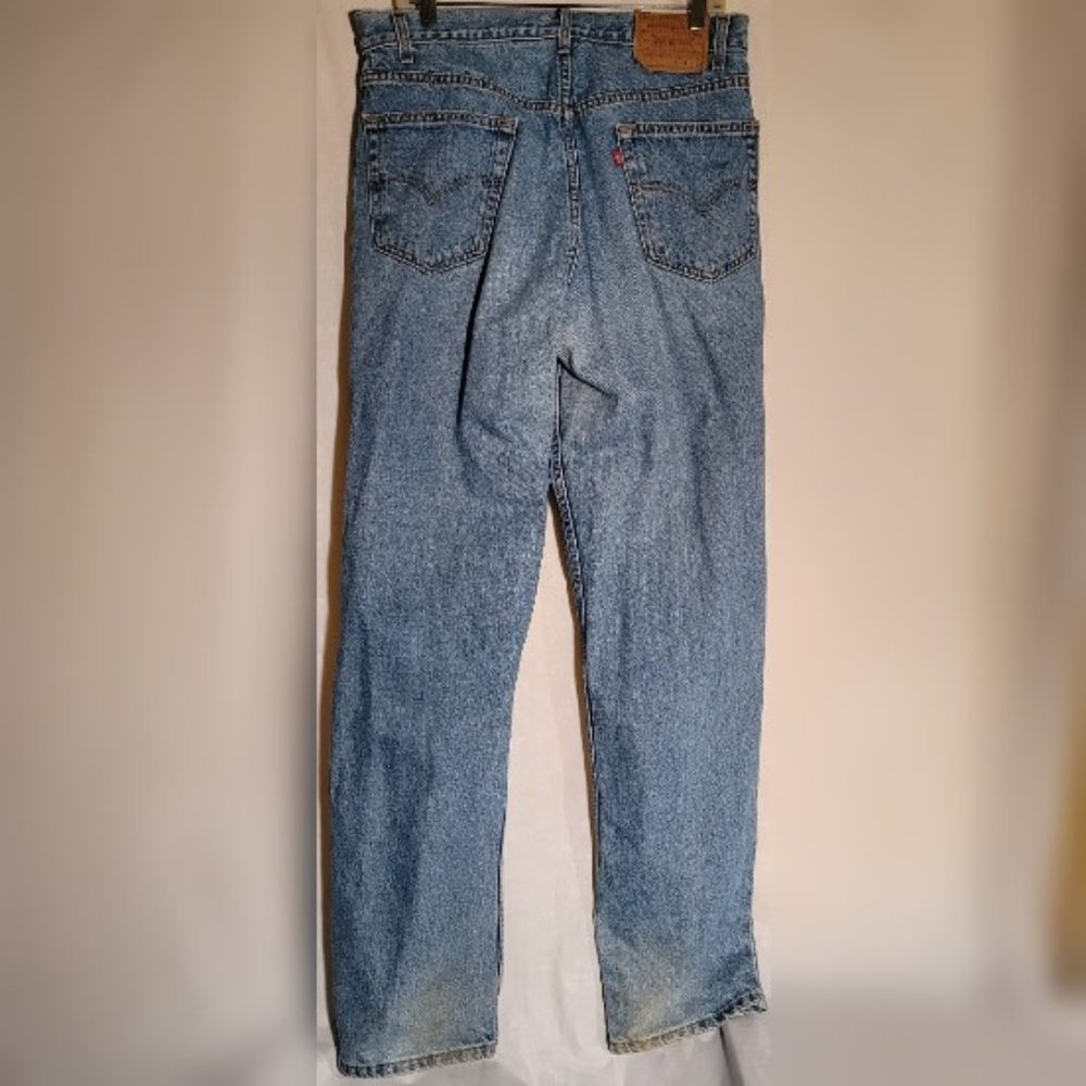 Levis Red Tab Men's 34W x 34L Relaxed Fit Straight Leg 5 Pocket Jean Light Denim - Picture 10 of 10